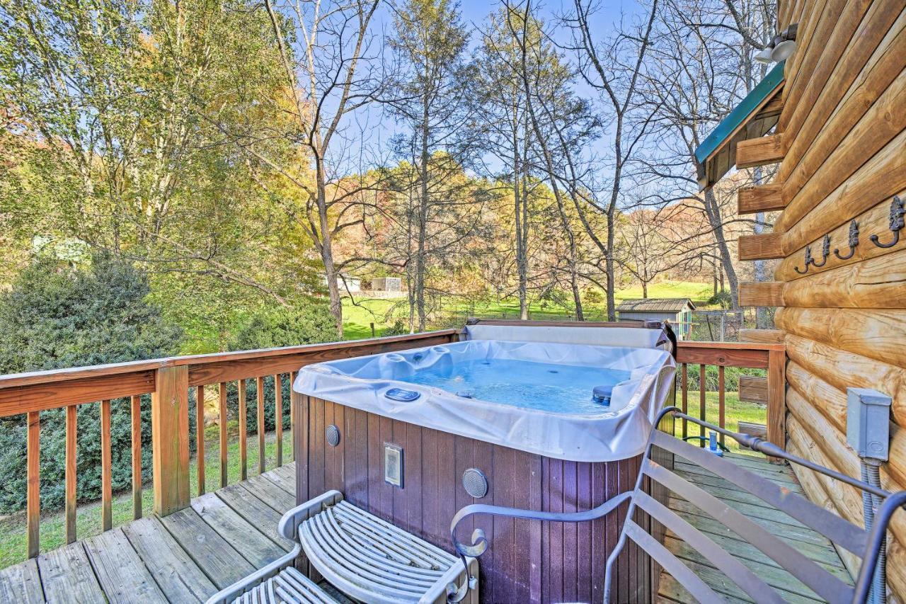 Creekside Bryson City Cabin With Private Hot Tub Eksteriør bilde